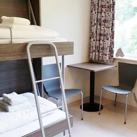 Semesterbostad J-club De Knapzak / La Besace *