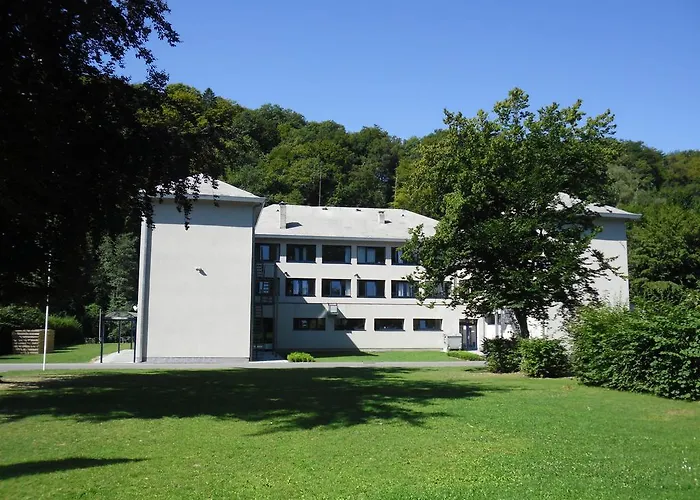 Hébergement de vacances J-club De Knapzak / La Besace Bohan